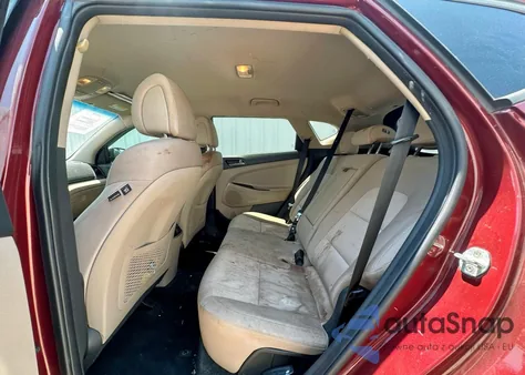 2017 Hyundai Tucson Limited z USA, uszkodzony, nr VIN KM8J33A23HU545641